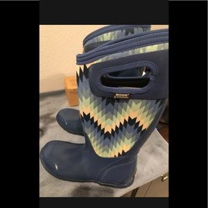 Bogs tall rain boots women